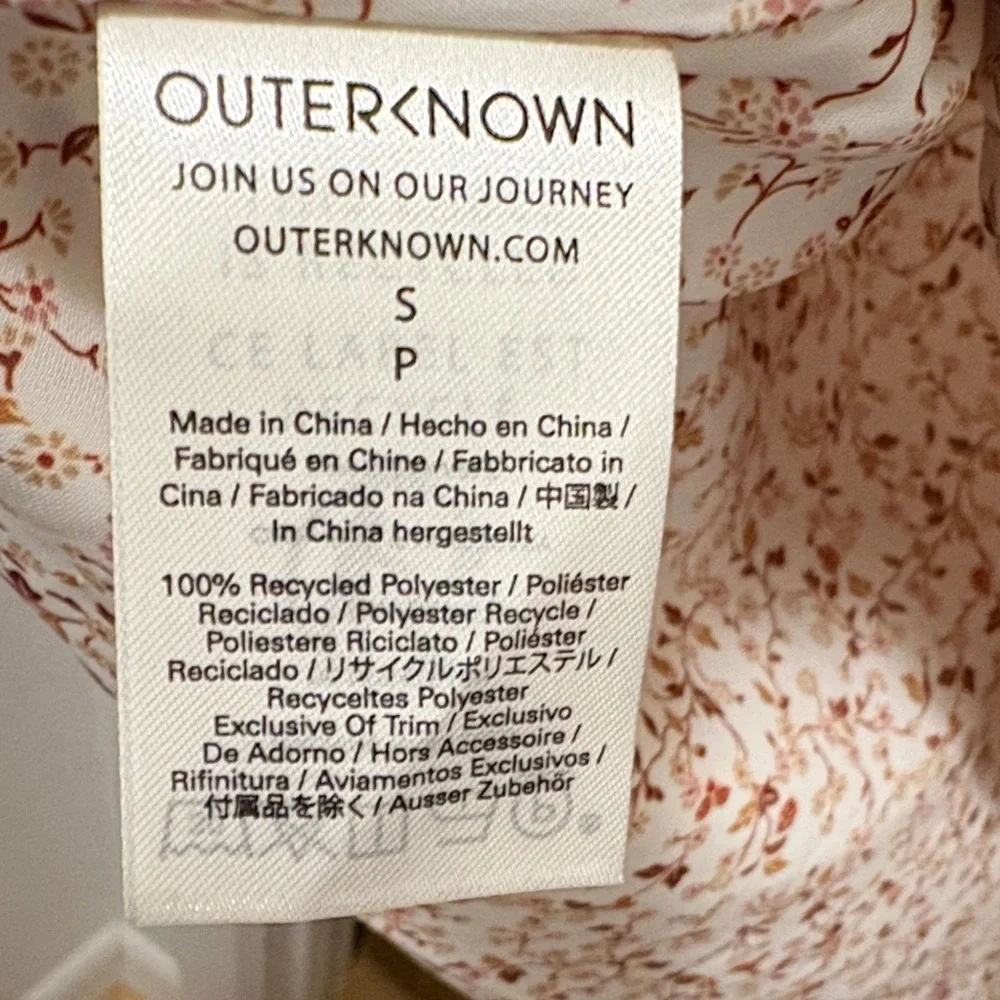 580. Outerknown Floral V-Neck Women’s Dress in Light Pink - Picture 3 of 3